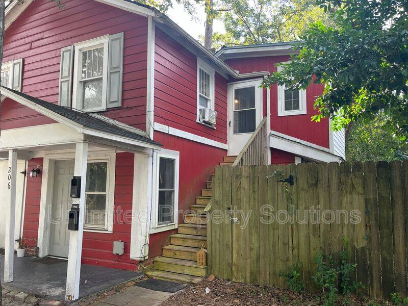 Apartment for rent at 206 S 20th St #B, Wilmington, NC 28403