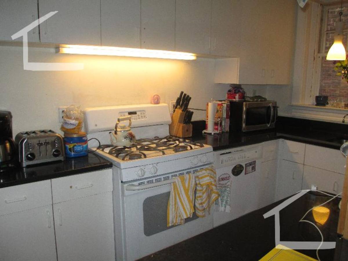 Apartment for rent at 166 Winthrop Rd #A1, Brookline, MA 02445