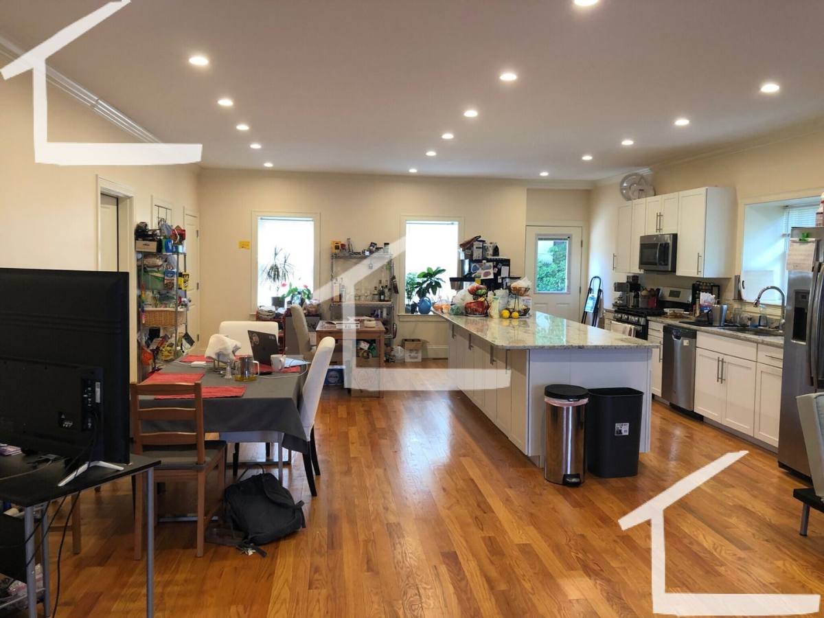 Townhouse for rent at 35 Bothwell Rd #1, Brighton, MA 02135