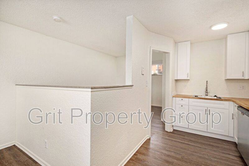 Apartment for rent at 2324 NE 70th St #4, Kansas City, MO 64118
