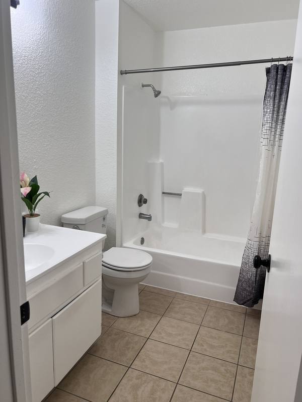 Apartment for rent at 21601 Powhatan Rd #8, Apple Valley, CA 92308
