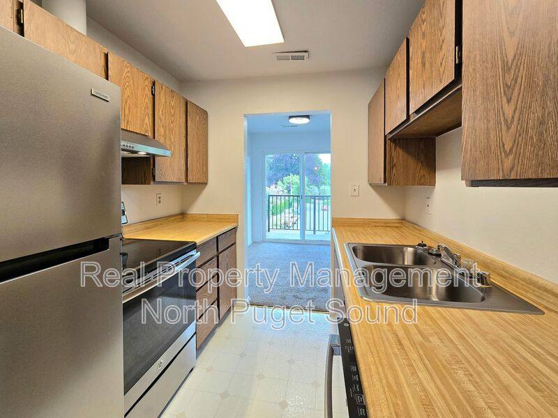 House for rent at 9517 NE 180th St #B303, Bothell, WA 98011