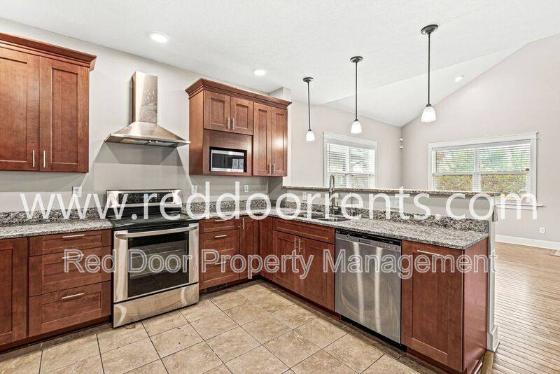 House for rent at 240 S Walcott St, Indianapolis, IN 46201