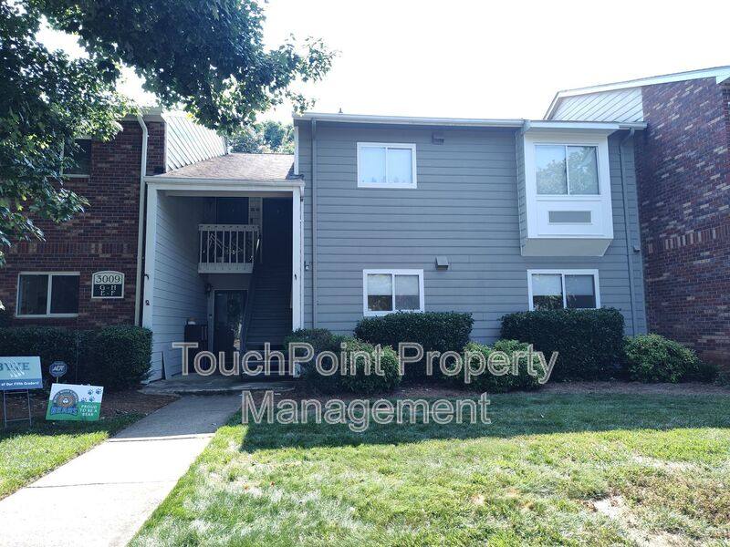 Condo for rent at 3009 Heathstead Place #F, Charlotte, NC 28210