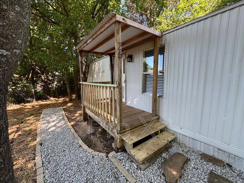 Apartment for rent at 304 N Bloomington #26, Lowell, AR 72745
