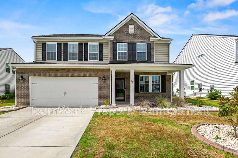 Townhouse for rent at 126 Daniels Creek Circle, Goose Creek, SC 29445