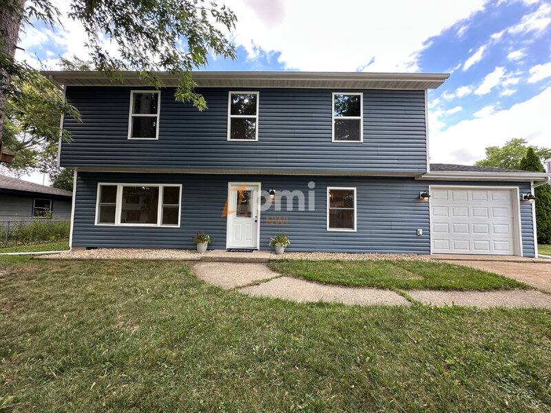 House for rent at 397 Briarwood Dr, Valparaiso, IN 46385