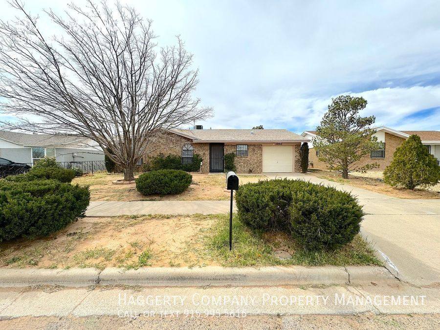 House for rent at 10745 Sapphire, El Paso, TX 79924