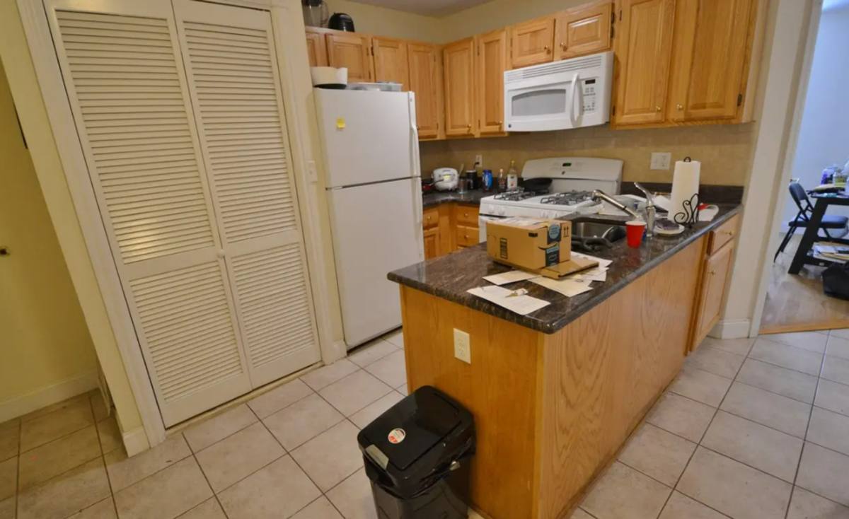 Apartment for rent at 88 Westland Ave #2, Boston, MA 02115