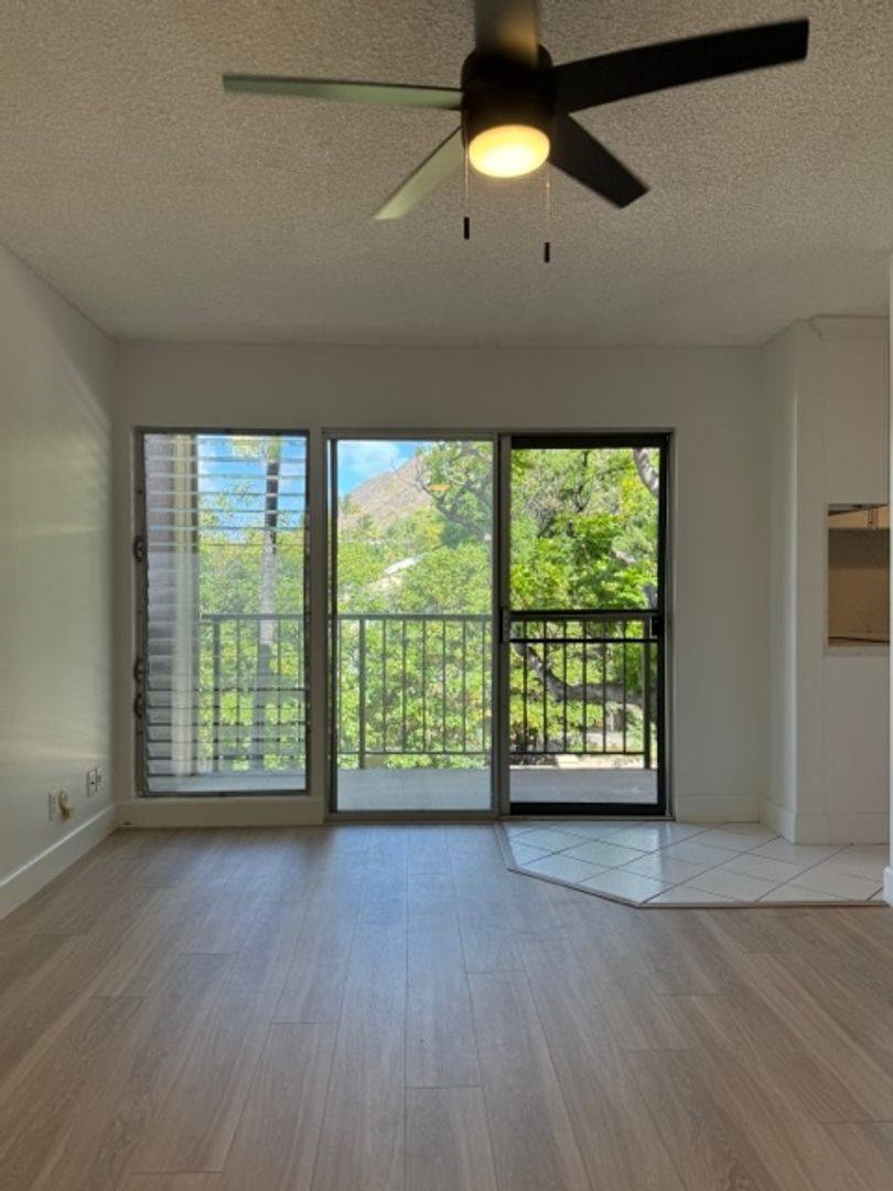 Apartment for rent at 3721 Kanaina Ave, Honolulu, HI 96815