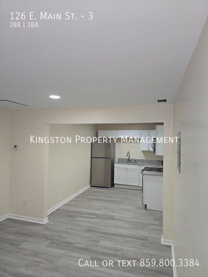 Apartment for rent at 126 E Main St #3, Carlisle, KY 40311