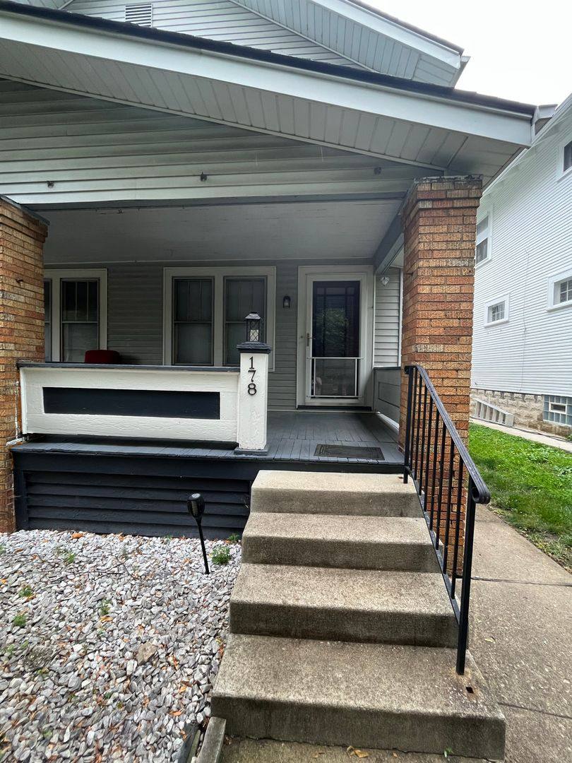 Apartment for rent at 178-180 W Weber Rd, Columbus, OH 43202