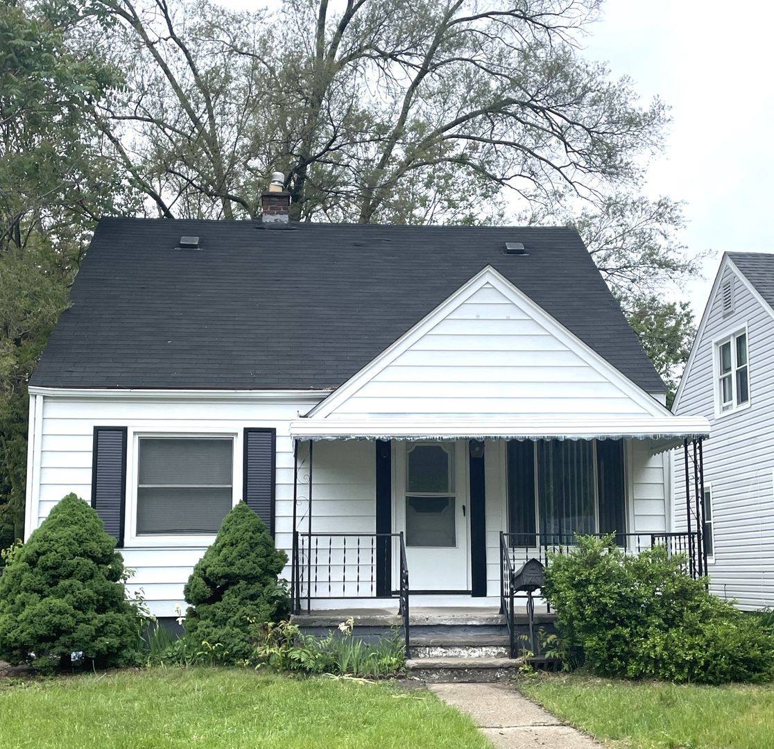 House for rent at 25284 Stanford St, Dearborn Heights, MI 48125