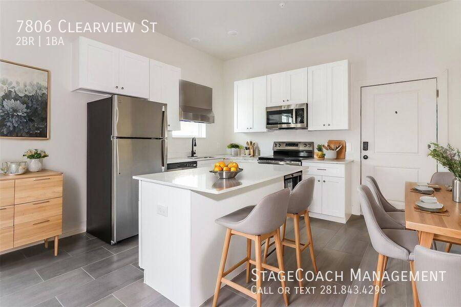 Apartment for rent at 7806 Clearview St, Houston, TX 77033