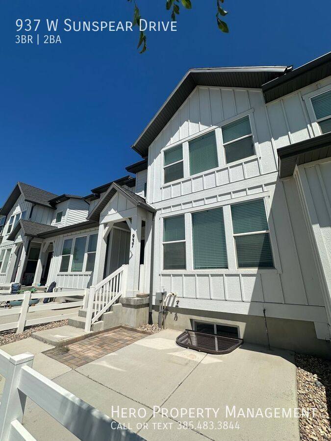 Townhouse for rent at 937 W Sunspear Dr, Saratoga Springs, UT 84045