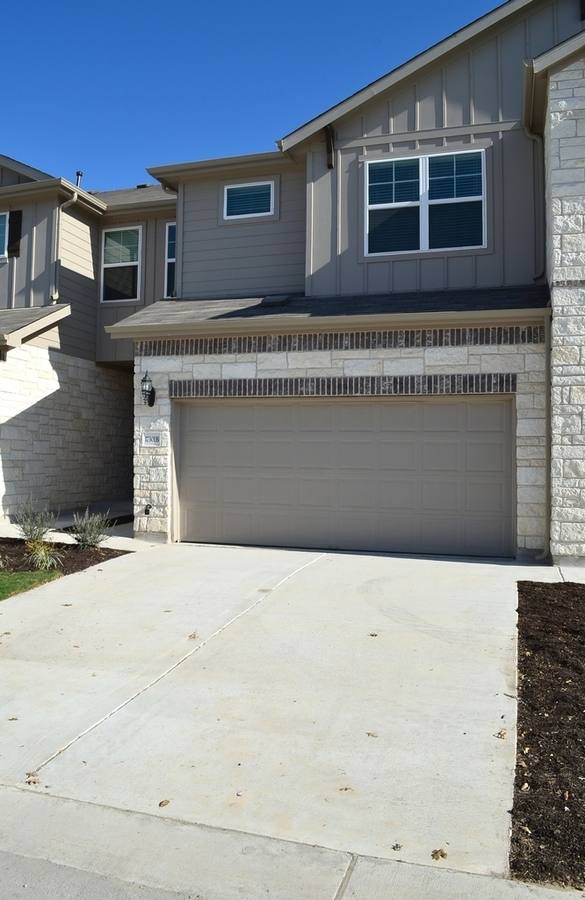 Townhouse for rent at 17301B Leafroller Dr, Pflugerville, TX 78660