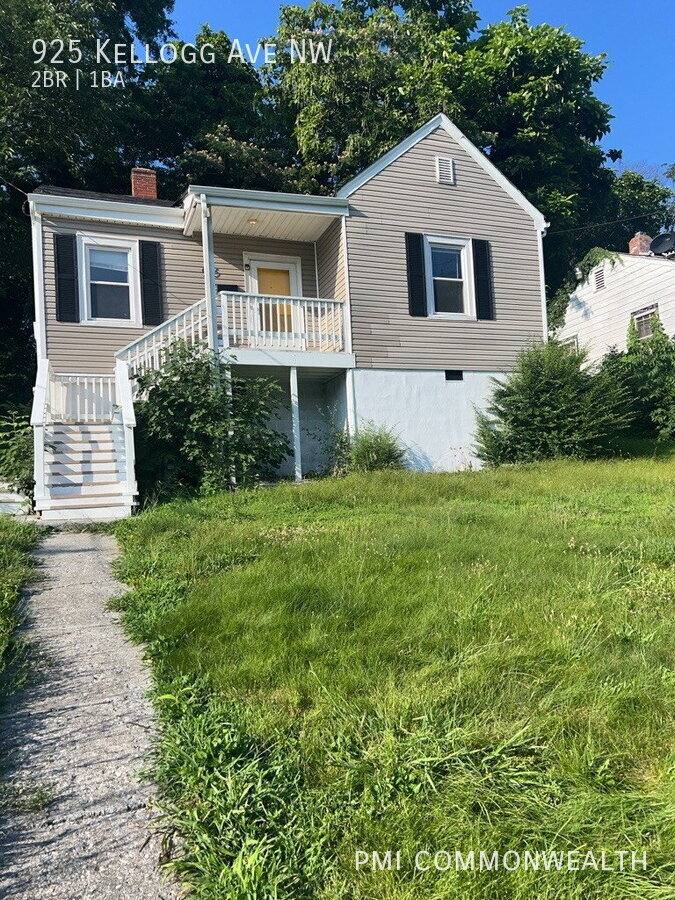 House for rent at 925 Kellogg Ave NW, Roanoke, VA 24012