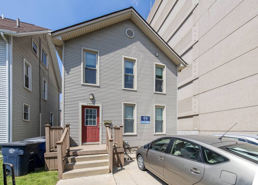 Apartment for rent at 1207 Willard, Ann Arbor, MI 48104