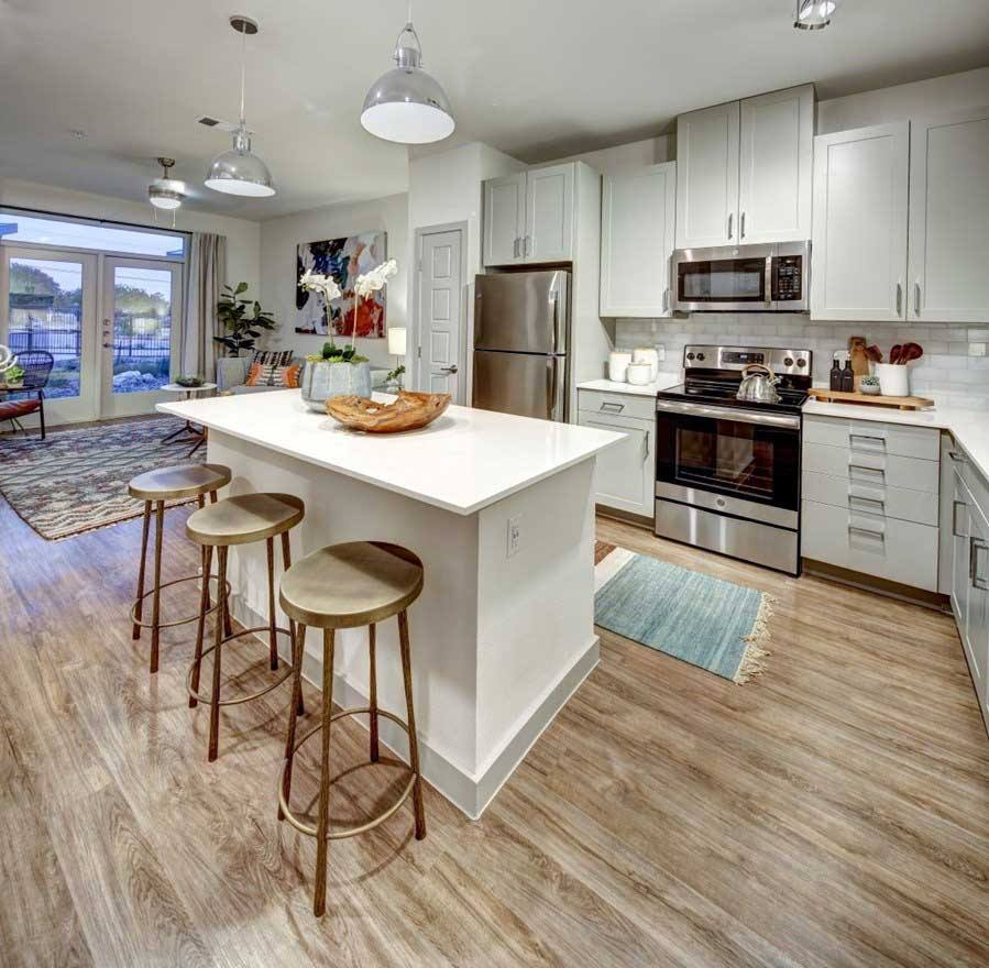 Apartment for rent at 665 N Bagdad Rd, Leander, TX 78641