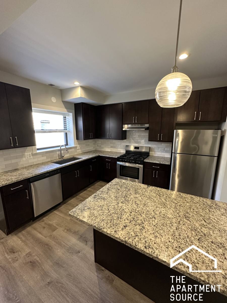 Apartment for rent at 1140 Maple Ave #3, Evanston, IL 60202