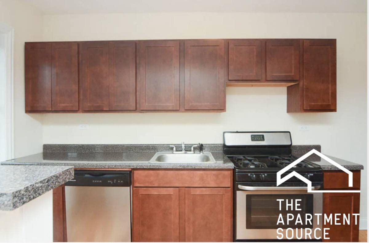 Apartment for rent at 1101 W Wellington Ave #GDN, Chicago, IL 60657