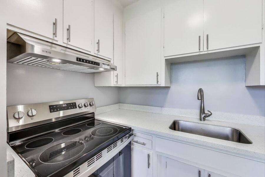 Apartment for rent at 256 La Pala Dr #33, San Jose, CA 95127