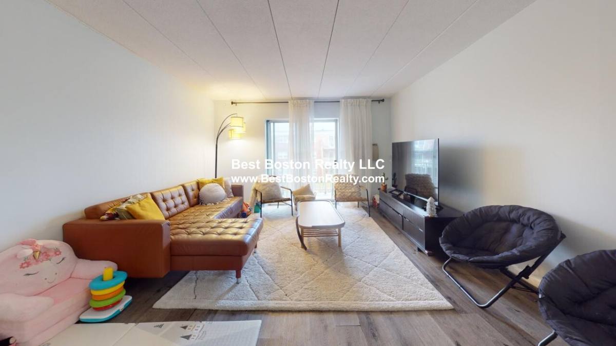 Apartment for rent at 65 Webster St #208, South Weymouth, MA 02190