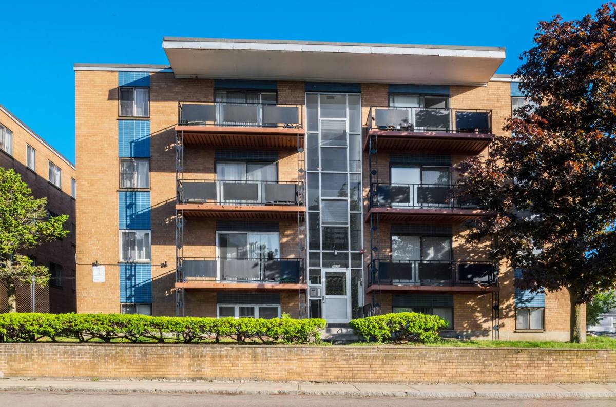 Apartment for rent at 1037 River St #26, Hyde Park, MA 02136