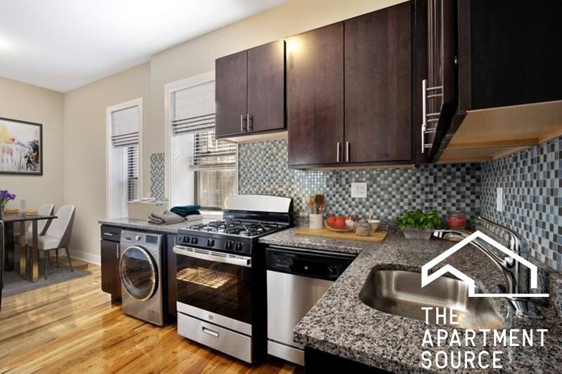 Apartment for rent at 647 W Oakdale #2, Chicago, IL 60657