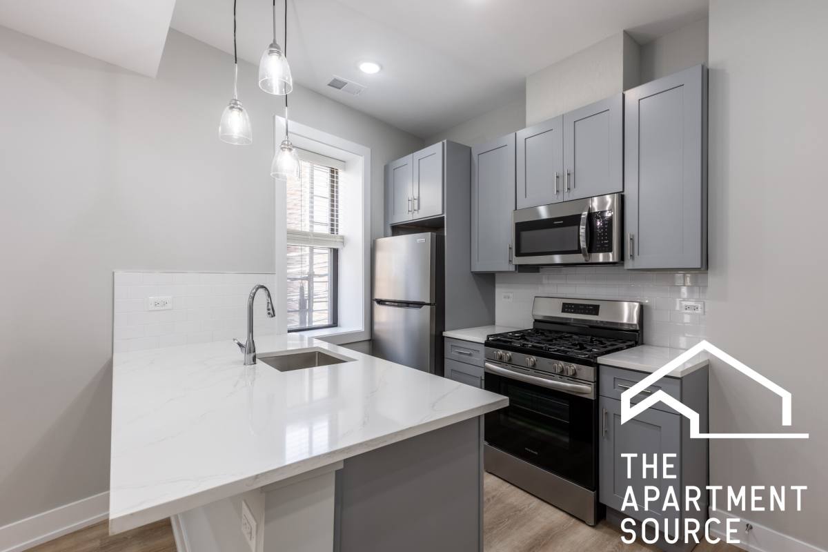 Apartment for rent at 432 W Belden Ave #2, Chicago, IL 60614