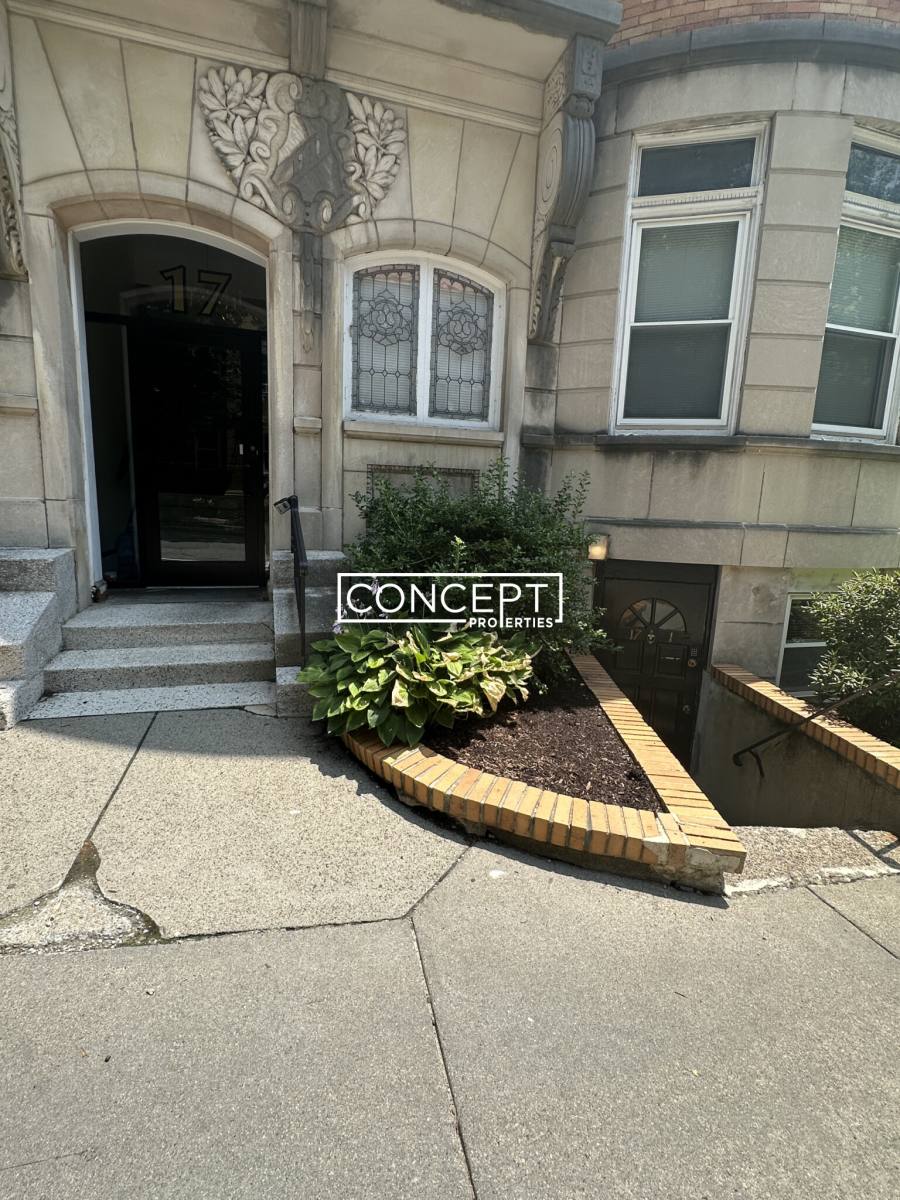 Apartment for rent at 17 Fairbanks St #1CP, Brookline, MA 02446