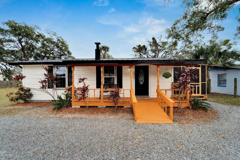 House for rent at 2719 N 67th St, Tampa, FL 33619