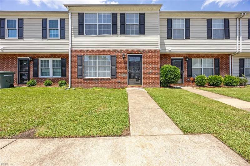 Townhouse for rent at 48 Teri Sue Court, Hampton, VA 23666