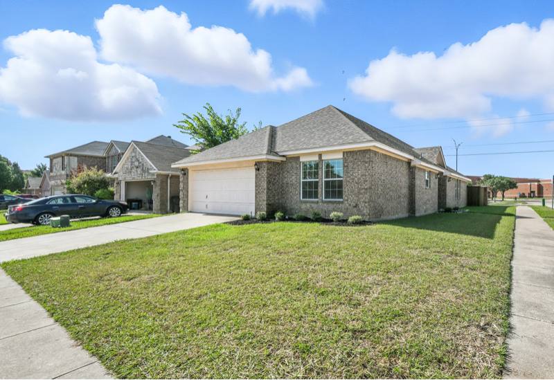 House for rent at 5328 Sioux Creek Lane, Keller, TX 76244