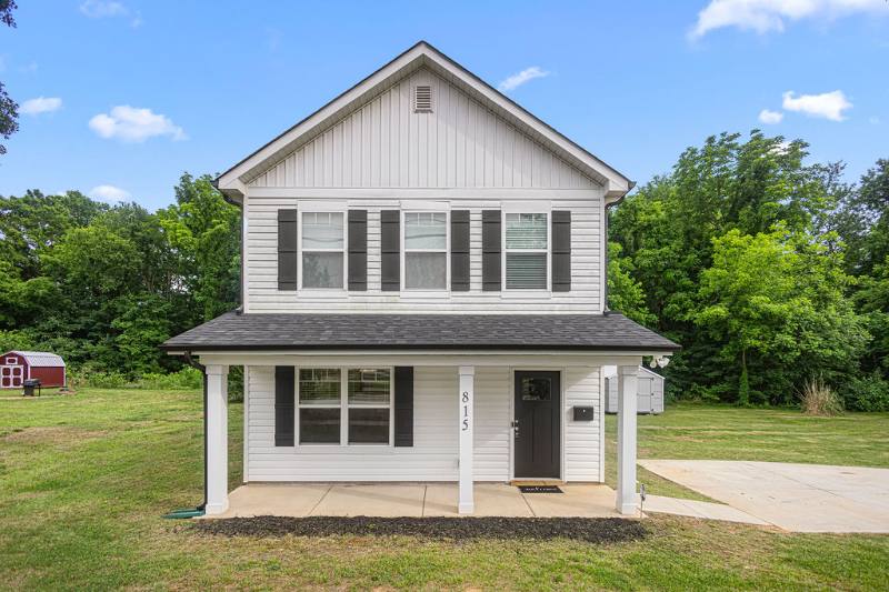 House for rent at 815 S Martin Luther King Ave, Salisbury, NC 28144