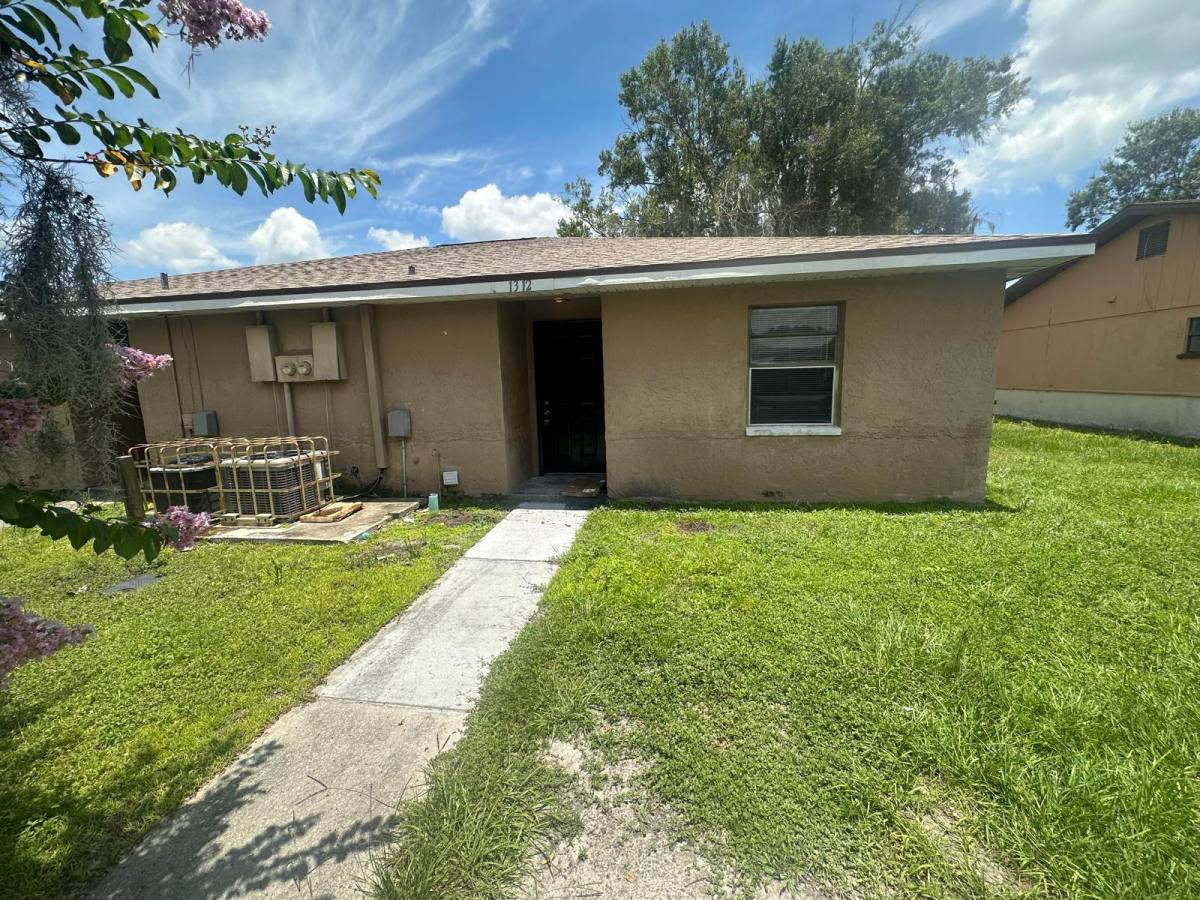 Townhouse for rent at 1312 Fairway Dr, Lakeland, FL 33801