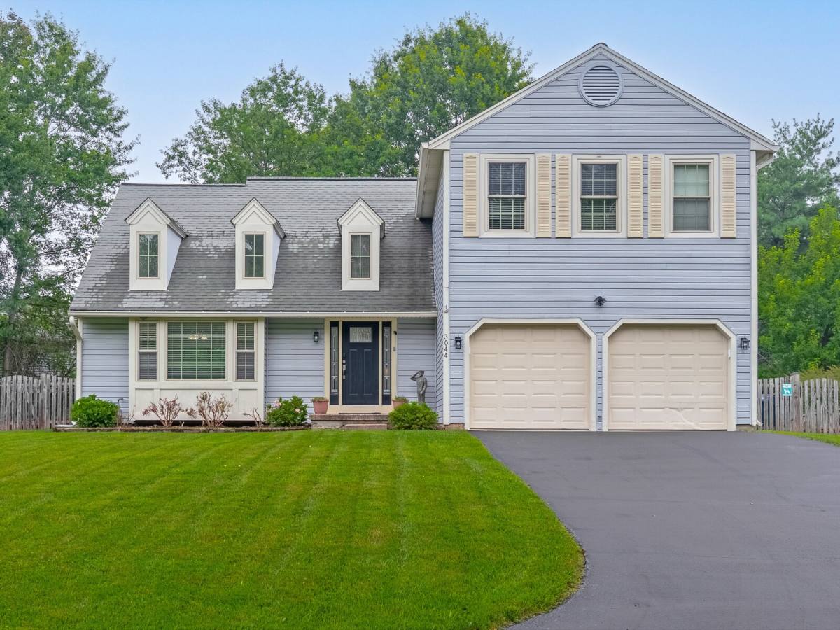 House for rent at 3044 Emerald Chase Dr, Herndon, VA 20171