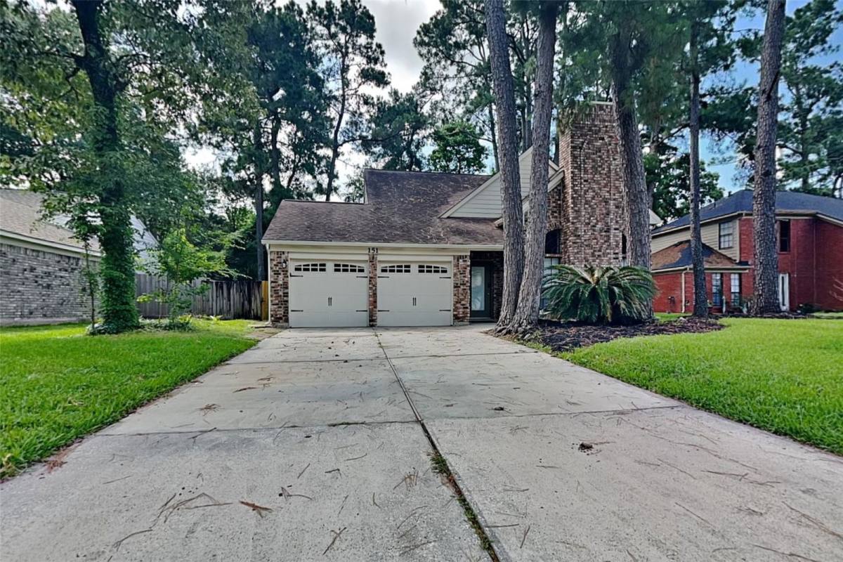 House for rent at 151 E Pathfinders Circle, Spring, TX 77381