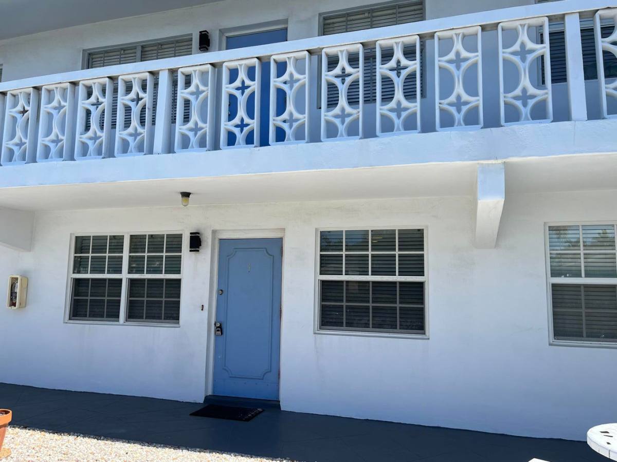 Condo for rent at 3220 NE 10th St, Pompano Beach, FL 33062