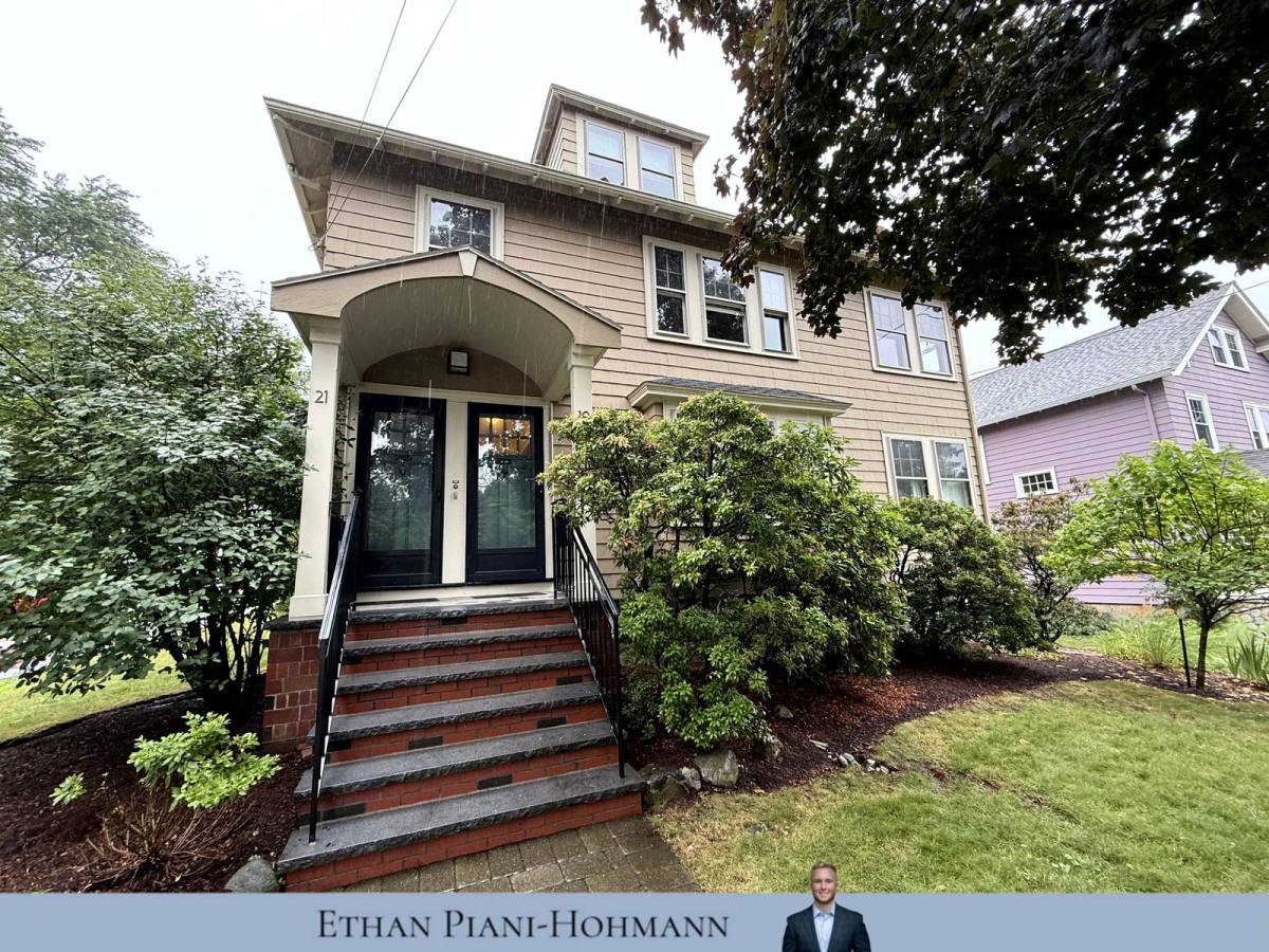 Apartment for rent at 19 Stearns Rd, Watertown, MA 02472