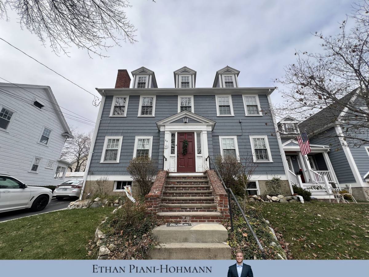 House for rent at 39 Highland Ave #2, Arlington, MA 02476