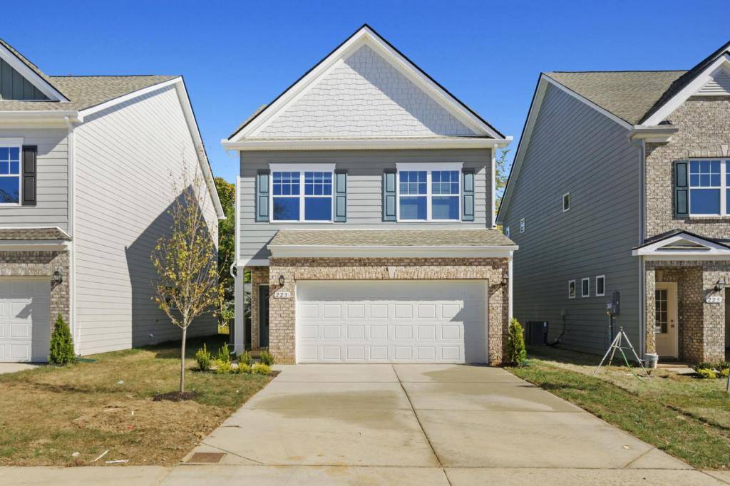 House for rent at 223 Emmett Dr, White House, TN 37188