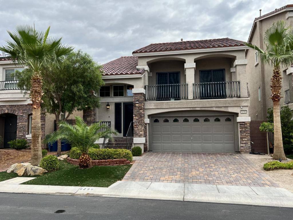 House for rent at 8290 Hamilton Oaks St, Las Vegas, NV 89139