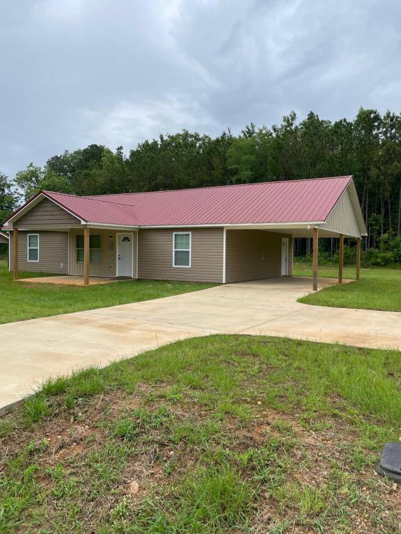 House for rent at 150 Silver Run Rd, Munford, AL 36268