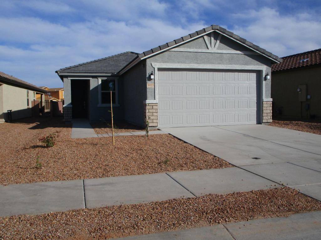 House for rent at 8015 S Golden Bell Dr, Tucson, AZ 85747