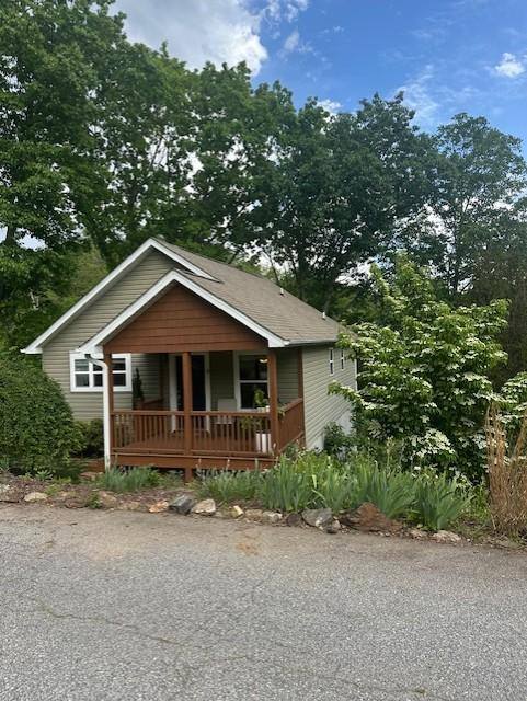 House for rent at 6 Cresent St, Asheville, NC 28804