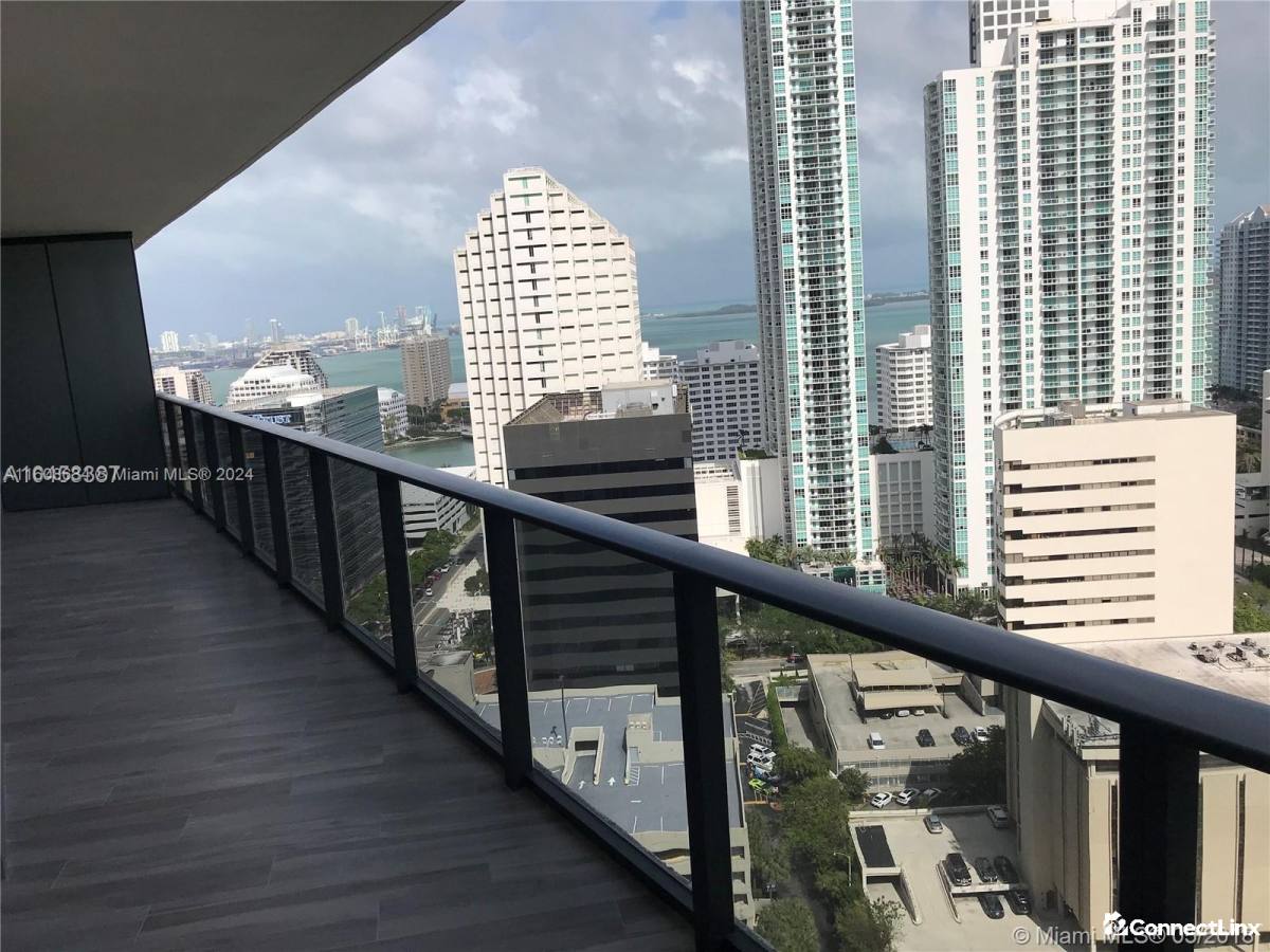 Apartment for rent at 801 S Miami Ave #1402, Miami, FL 33131