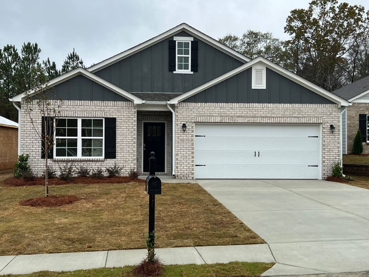 House for rent at 195 Sussex Rd, Odenville, AL 35120