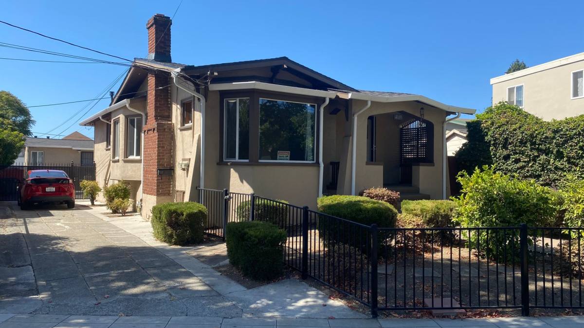 House for rent at 4119 Adeline St, Emeryville, CA 94608