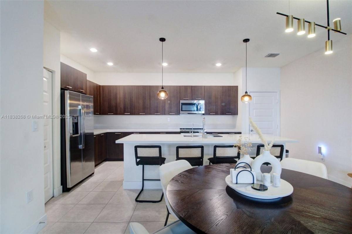 Townhouse for rent at 4656 NW 83rd Path, Miami, FL 33166